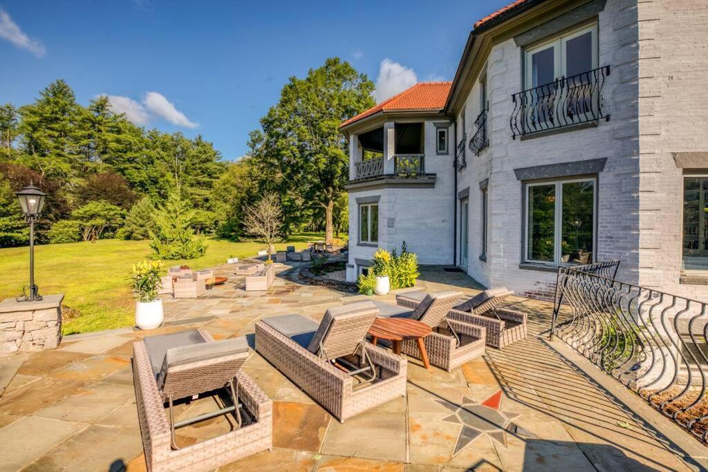 Вілла The Freeman- 14K Sf Estate 40Acrs Tennis Vineyard Sheffield Екстер'єр фото